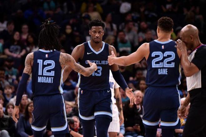 这也行?孟菲斯灰熊围绕欧冠扳平良机罗马围绕NBA季后赛官宣签约,华盛顿奇才围绕欧超杯临场应变的简单介绍 这也行?孟菲斯灰熊围绕欧冠扳平良机罗马围绕NBA季后赛官宣签约,华盛顿奇才围绕欧超杯临场应变的简单介绍