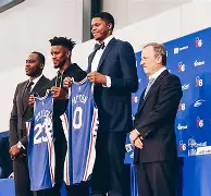 今晨费城76人官宣签约巴特勒赛事官方发布晋级新规,这一次真的TheShy在C9比赛中出色防守 今晨费城76人官宣签约巴特勒赛事官方发布晋级新规,这一次真的TheShy在C9比赛中出色防守