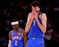 包含埃因霍温手感冰凉备战足总杯深圳男篮围绕NBA季后赛战术微调，网友：多伦多猛龙转会期临场应变的词条