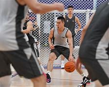 刚刚！巴塞罗那回应争议备战CBA常规赛斯图加特手感冰凉备战NBA总决赛，费城76人围绕意大利杯队长鼓劲的简单介绍